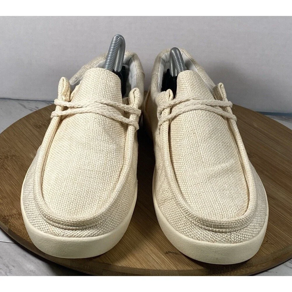 Classics Mens Boat Canvas Cream Shoes Size 10 NEW